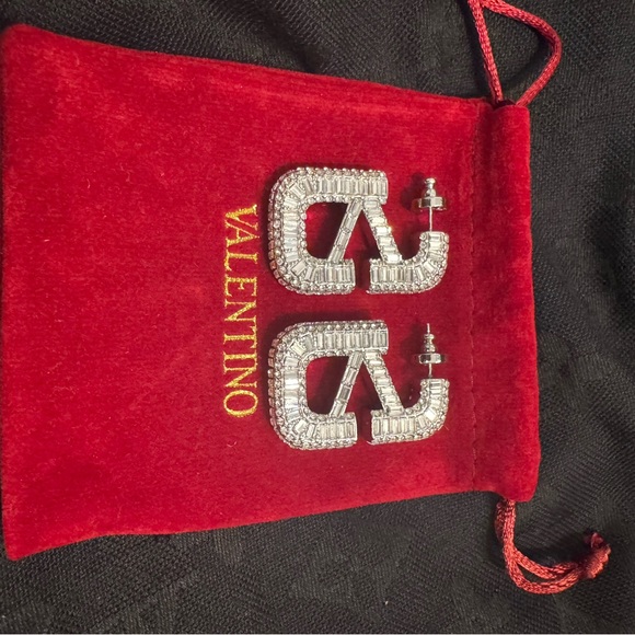 Valentino V Logo Silver Crystal Baguette Earrings - Picture 6 of 7
